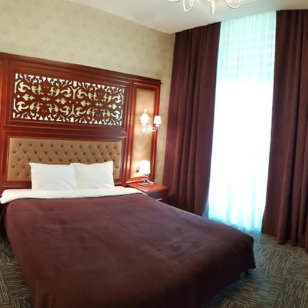 Azpetrol Hotel Qusari járás Kültér fotó