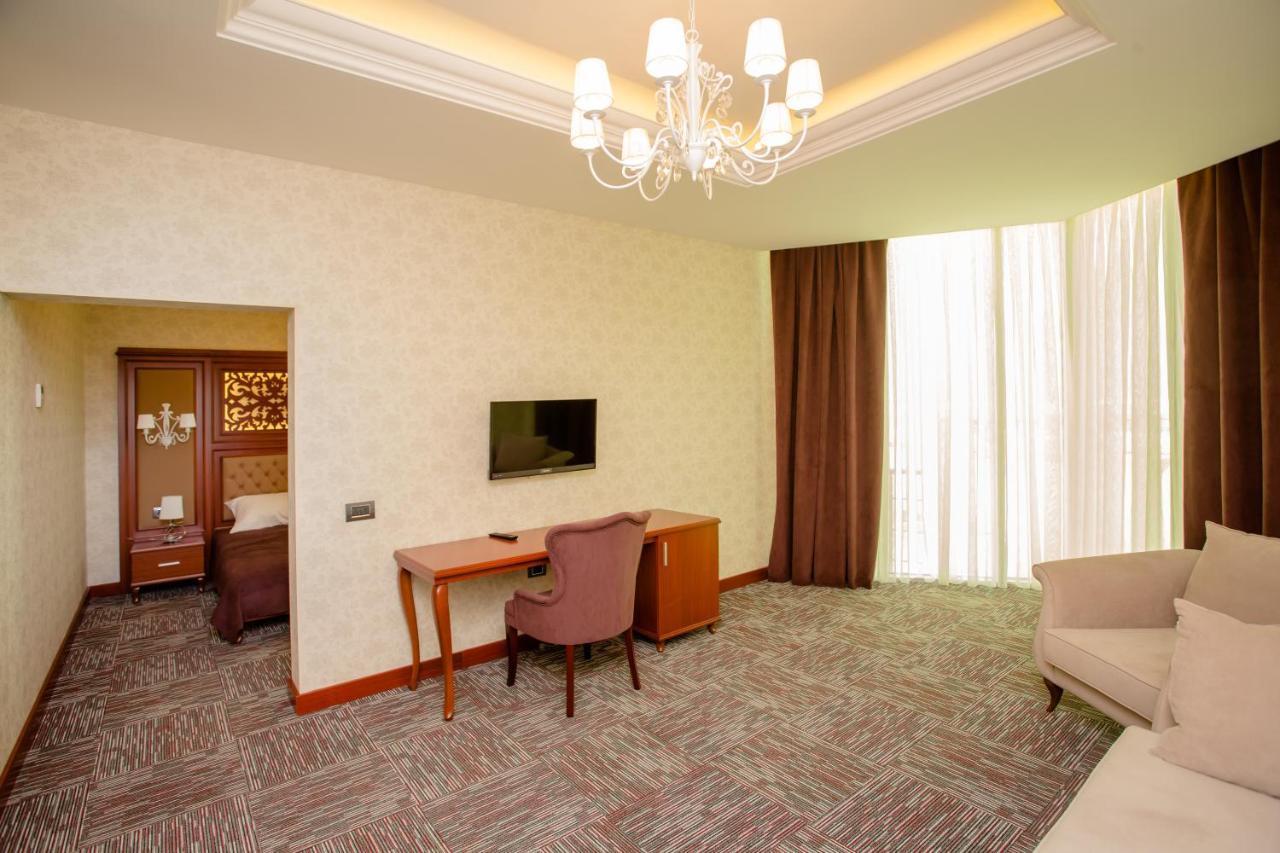Azpetrol Hotel Qusari járás Kültér fotó