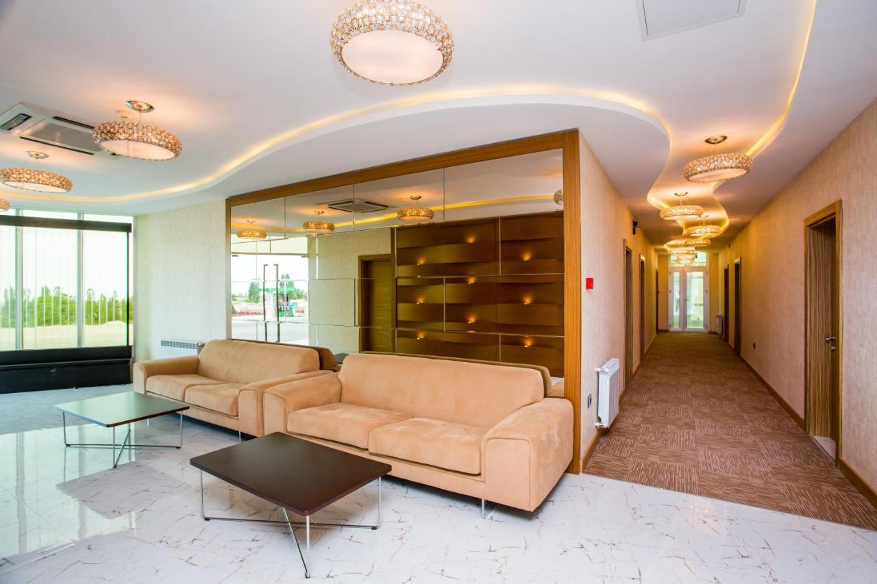 Azpetrol Hotel Qusari járás Kültér fotó